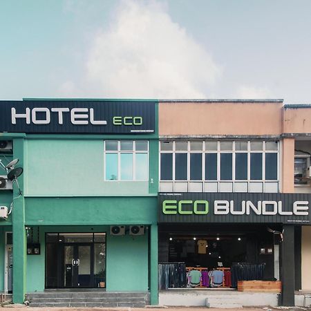 Hotel Eco Desaru Quarto foto
